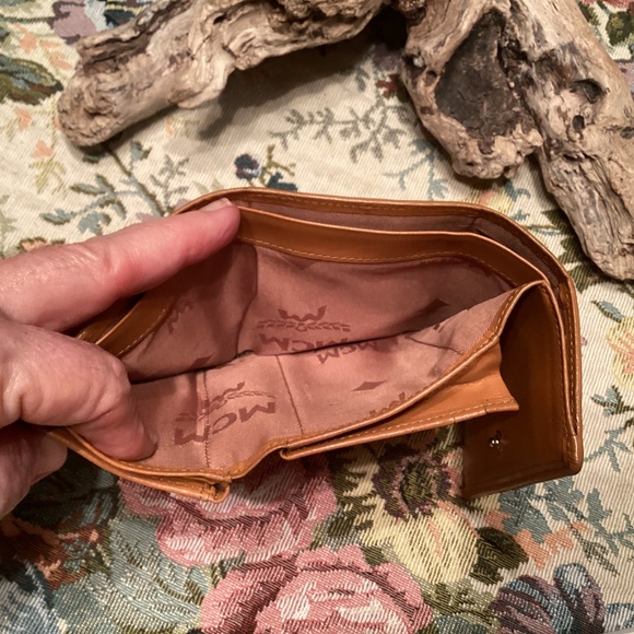 MCM Visetos Trifold Wallet in Cognac, Red & Black - Picture 7 of 11